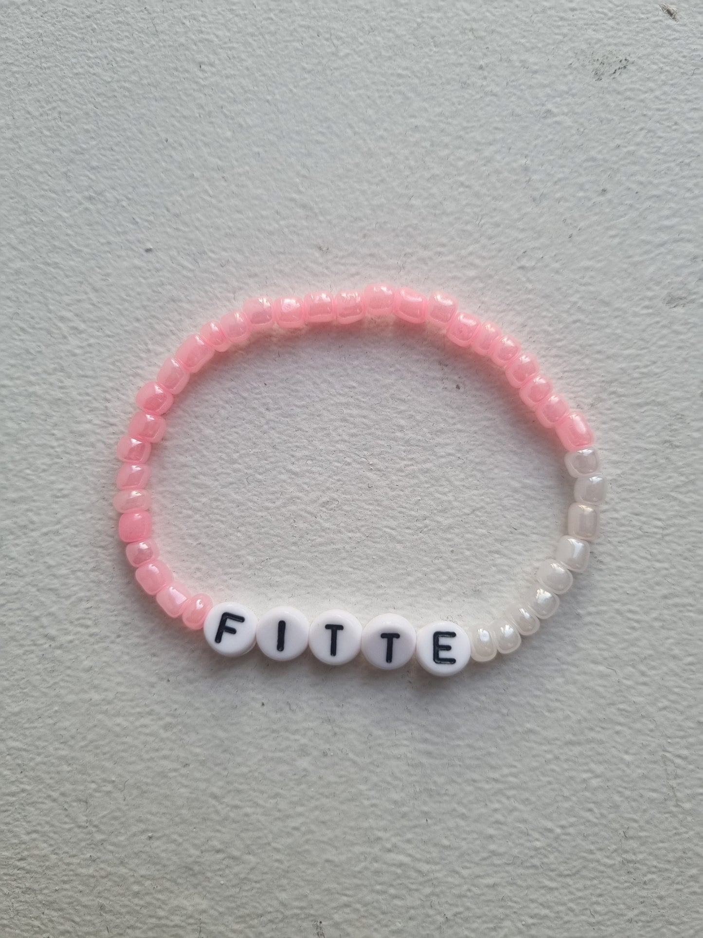 VAGPWR Bracelet Pink with white Bracelet - Fitte